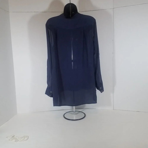 like new women's blouses - Picture 2 of 4